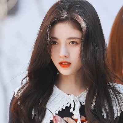 英烈千秋